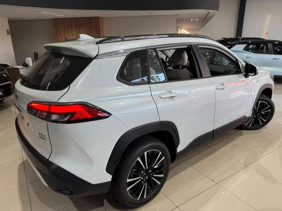 TOYOTA-COROLLA CROSS-2027