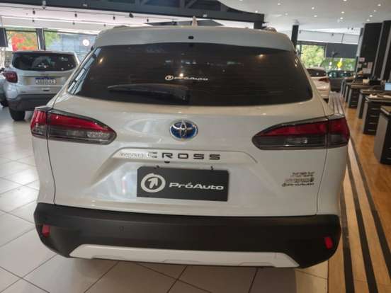 TOYOTA-COROLLA CROSS-2021