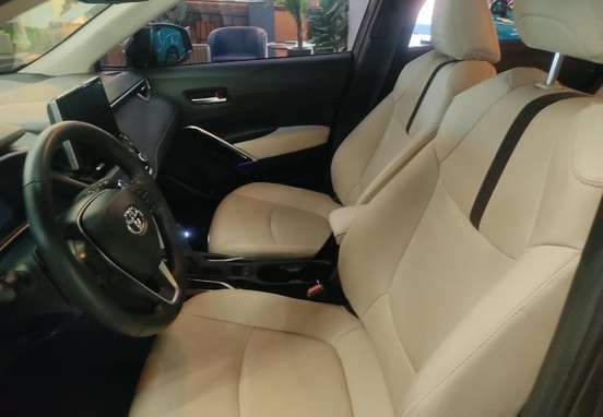 TOYOTA-COROLLA CROSS-2024