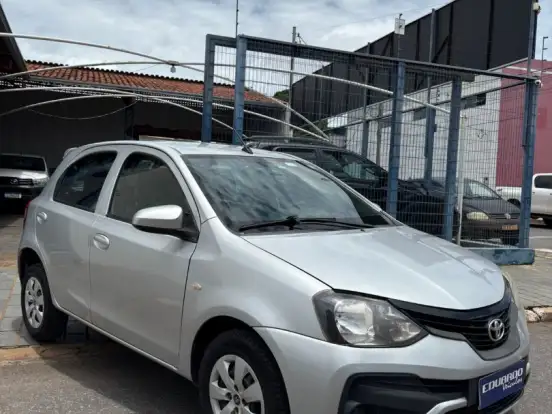 TOYOTA-ETIOS-1.3 X 16V FLEX 4P MANUAL TOYOTA-ETIOS-2019