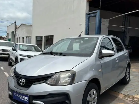 TOYOTA-ETIOS-1.3 X 16V FLEX 4P MANUAL TOYOTA-ETIOS-2019