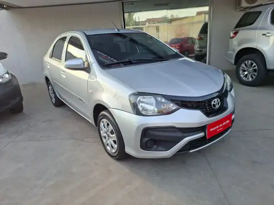 TOYOTA-ETIOS-2018