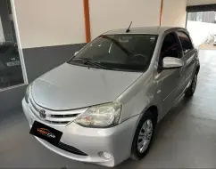 TOYOTA ETIOS 1.5 XS 16V FLEX 4P AUTOMÁTICO TOYOTA ETIOS 1.5 XS 16V FLEX 4P AUTOMÁTICO
