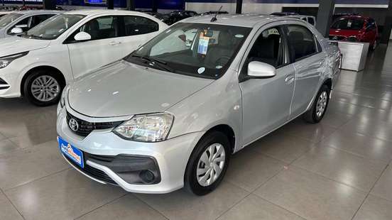 TOYOTA-ETIOS-2017
