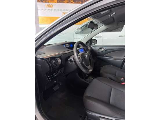 TOYOTA-ETIOS-1.5 X PLUS SEDAN 16V FLEX 4P AUTOMÁTICO TOYOTA-ETIOS-2019