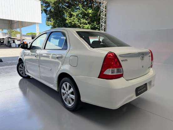 TOYOTA-ETIOS-1.5 XLS SEDAN 16V FLEX 4P AUTOMÁTICO TOYOTA-ETIOS-2018