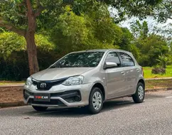 TOYOTA ETIOS 1.5 XS 16V FLEX 4P AUTOMÁTICO TOYOTA ETIOS 1.5 XS 16V FLEX 4P AUTOMÁTICO