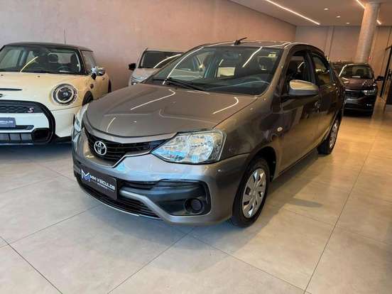 TOYOTA-ETIOS-1.5 XS 16V FLEX 4P AUTOMÁTICO TOYOTA-ETIOS-2017
