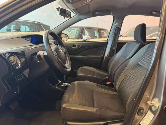 TOYOTA-ETIOS-2017