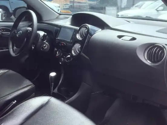 TOYOTA-ETIOS CROSS-1.5 16V FLEX 4P AUTOMÁTICO TOYOTA-ETIOS CROSS-2018