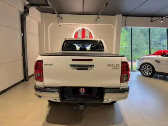 TOYOTA-HILUX-2.7 SRV 4X2 CD 16V FLEX 4P AUTOMÁTICO TOYOTA-HILUX-2016
