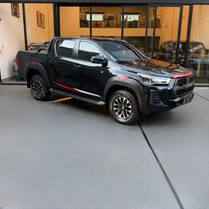 TOYOTA-HILUX-2022