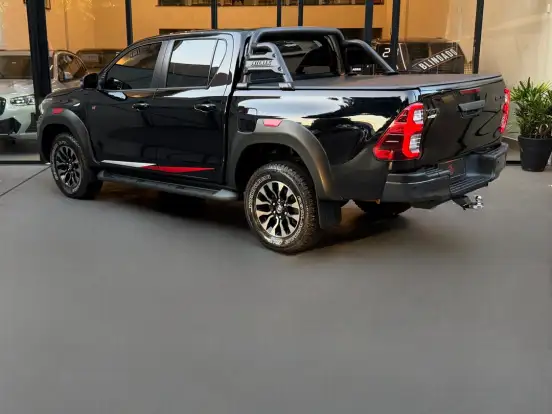 TOYOTA-HILUX-2.8 D-4D TURBO DIESEL CD GR-S 4X4 AUTOMÁTICO TOYOTA-HILUX-2022