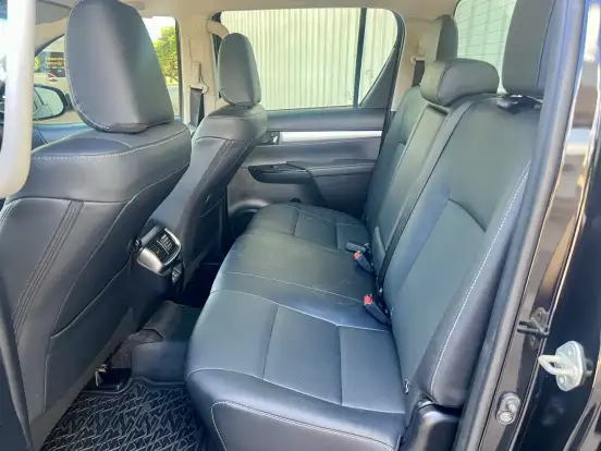TOYOTA-HILUX-2024