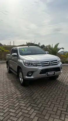 TOYOTA-HILUX-2.8 SRV 4X4 CD 16V DIESEL 4P AUTOMÁTICO TOYOTA-HILUX-2017