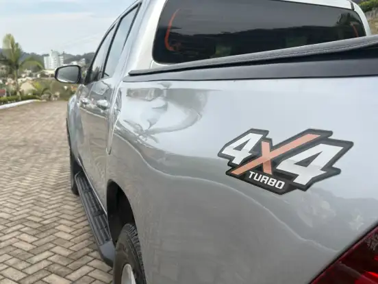 TOYOTA-HILUX-2.8 SRV 4X4 CD 16V DIESEL 4P AUTOMÁTICO TOYOTA-HILUX-2017