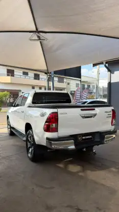 TOYOTA-HILUX-2018