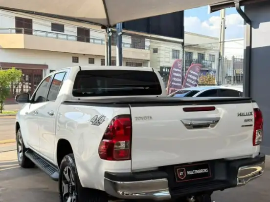 TOYOTA-HILUX-2.8 SRX 4X4 CD 16V DIESEL 4P AUTOMÁTICO TOYOTA-HILUX-2018