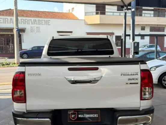 TOYOTA-HILUX-2.8 SRX 4X4 CD 16V DIESEL 4P AUTOMÁTICO TOYOTA-HILUX-2018