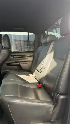 TOYOTA-HILUX-2018