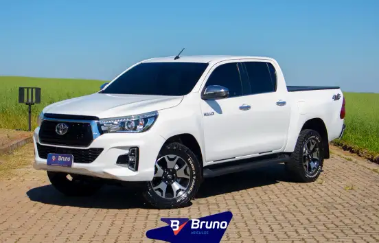 TOYOTA-HILUX-2019