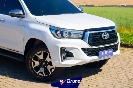 TOYOTA-HILUX-2019