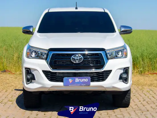 TOYOTA-HILUX-2.8 SRX 4X4 CD 16V DIESEL 4P AUTOMÁTICO TOYOTA-HILUX-2019