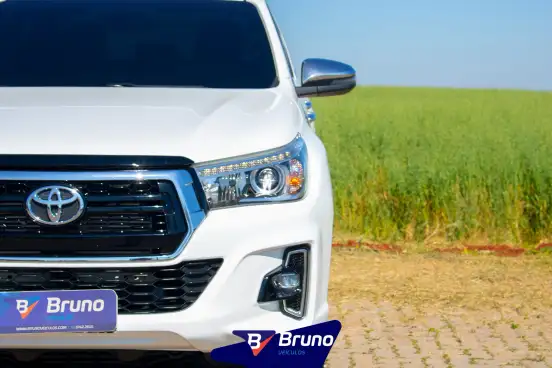 TOYOTA-HILUX-2019