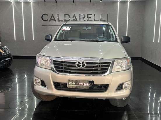 TOYOTA-HILUX-2013