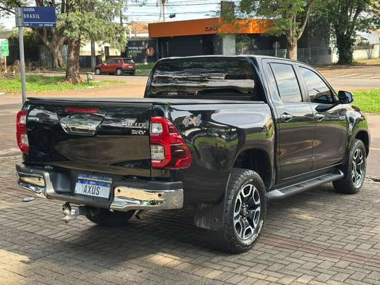TOYOTA-HILUX-2.7 VVT-i FLEX CD SRV 4X4 AUTOMÁTICO TOYOTA-HILUX-2021