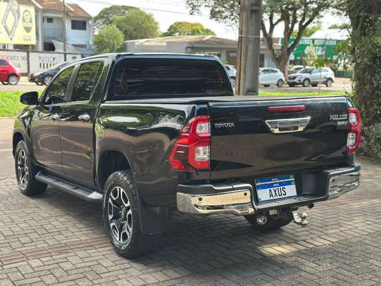 TOYOTA-HILUX-2.7 VVT-i FLEX CD SRV 4X4 AUTOMÁTICO TOYOTA-HILUX-2021