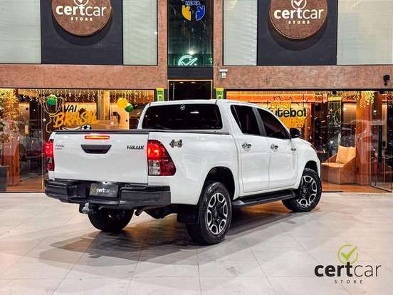 TOYOTA-HILUX-2.8 D-4D TURBO DIESEL CD POWER PACK 4X4 MANUAL TOYOTA-HILUX-2023