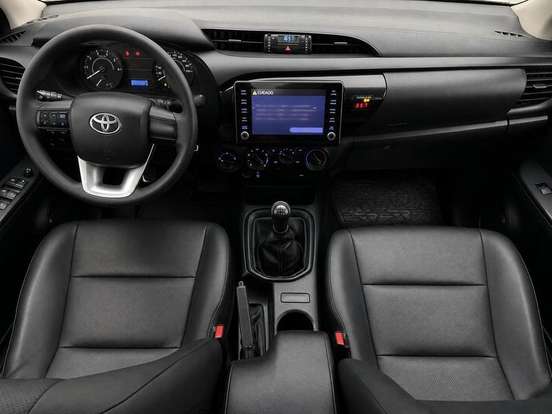TOYOTA-HILUX-2.8 D-4D TURBO DIESEL CD POWER PACK 4X4 MANUAL TOYOTA-HILUX-2023