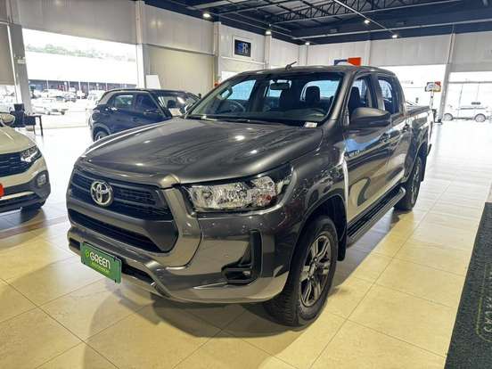 TOYOTA-HILUX-2.8 D-4D TURBO DIESEL CD SR 4X4 AUTOMÁTICO TOYOTA-HILUX-2024