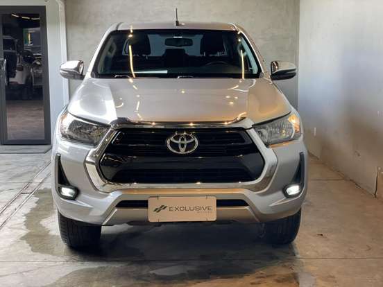 TOYOTA-HILUX-2.8 D-4D TURBO DIESEL CD SRV 4X4 AUTOMÁTICO TOYOTA-HILUX-2021