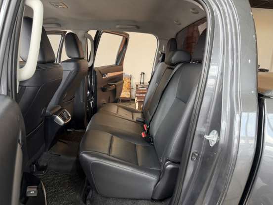 TOYOTA-HILUX-2.8 D-4D TURBO DIESEL CD SRV 4X4 AUTOMÁTICO TOYOTA-HILUX-2021