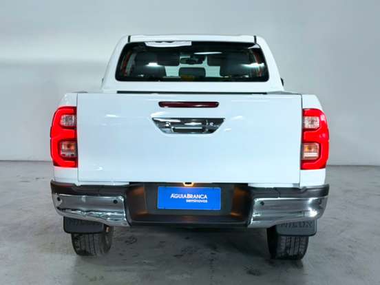 TOYOTA-HILUX-2.8 D-4D TURBO DIESEL CD SRX 4X4 AUTOMÁTICO TOYOTA-HILUX-2023