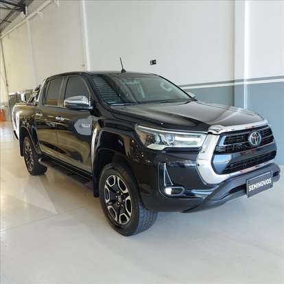 TOYOTA-HILUX-2021