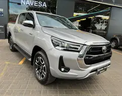 TOYOTA HILUX 2.8 D-4D TURBO DIESEL CD SRX 4X4 AUTOMÁTICO TOYOTA HILUX 2.8 D-4D TURBO DIESEL CD SRX 4X4 AUTOMÁTICO