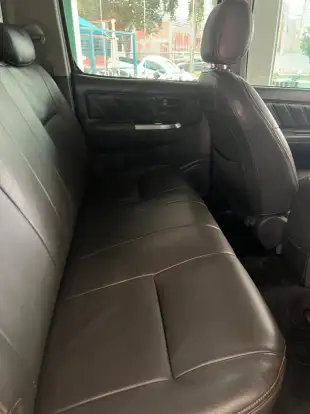 TOYOTA-HILUX-2015