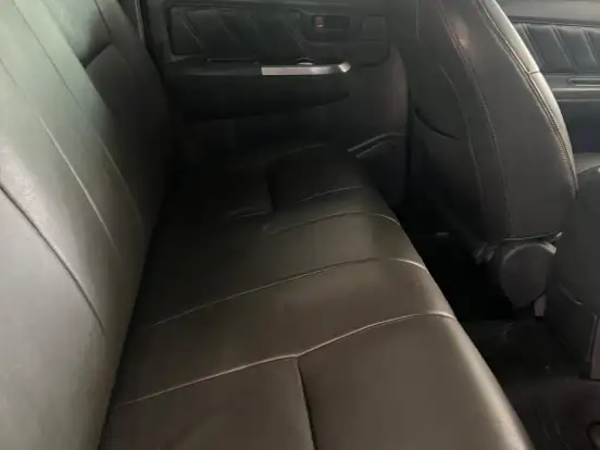 TOYOTA-HILUX-3.0 SR 4X4 CD 16V TURBO INTERCOOLER DIESEL 4P AUTOMÁTICO TOYOTA-HILUX-2015