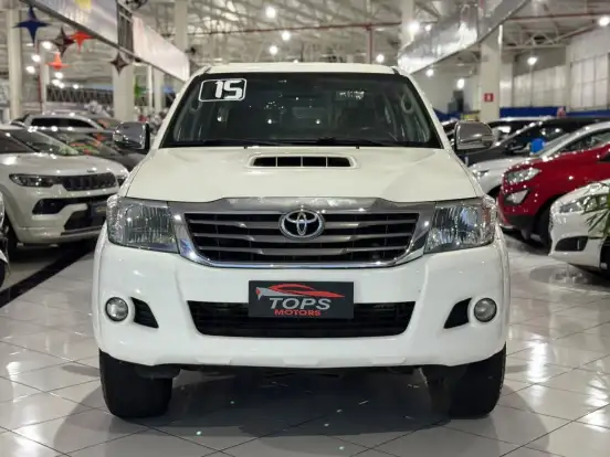 TOYOTA-HILUX-2014