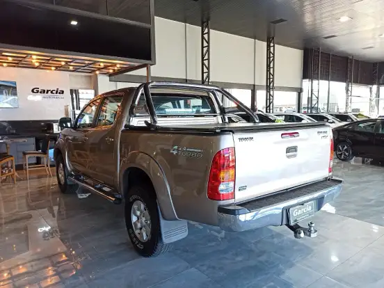 TOYOTA-HILUX-3.0 SRV 4X4 CD 16V TURBO INTERCOOLER DIESEL 4P AUTOMÁTICO TOYOTA-HILUX-2008