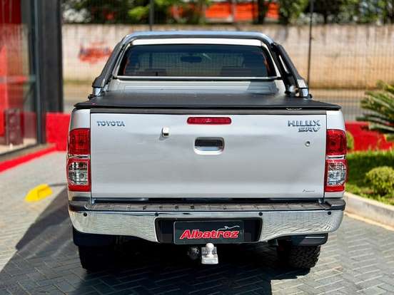 TOYOTA-HILUX-3.0 SRV 4X4 CD 16V TURBO INTERCOOLER DIESEL 4P AUTOMÁTICO TOYOTA-HILUX-2014