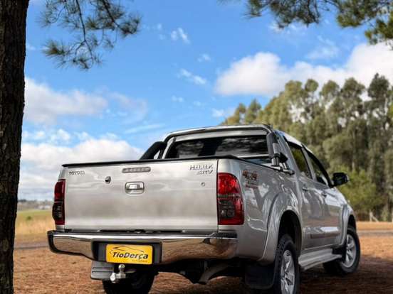 TOYOTA-HILUX-3.0 SRV 4X4 CD 16V TURBO INTERCOOLER DIESEL 4P AUTOMÁTICO TOYOTA-HILUX-2013