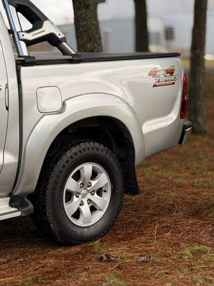 TOYOTA-HILUX-2013