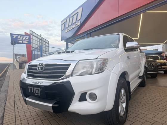 TOYOTA HILUX 3.0 SRV TOP 4X4 CD 16V TURBO INTERCOOLER DIESEL 4P AUTOMÁTICO