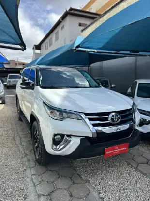 TOYOTA-HILUX SW4-2.7 SR 4X2 16V FLEX 4P AUTOMÁTICO TOYOTA-HILUX SW4-2017