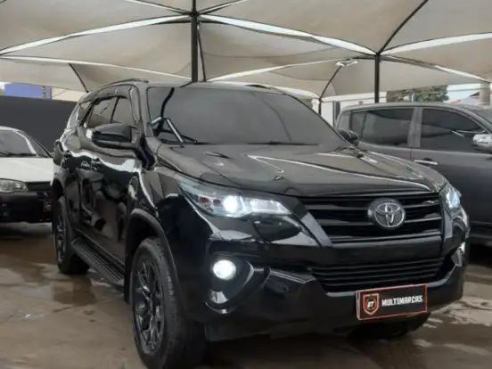 TOYOTA-HILUX SW4-2.7 SR 4X2 16V FLEX 4P AUTOMÁTICO TOYOTA-HILUX SW4-2020