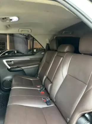 TOYOTA-HILUX SW4-2019